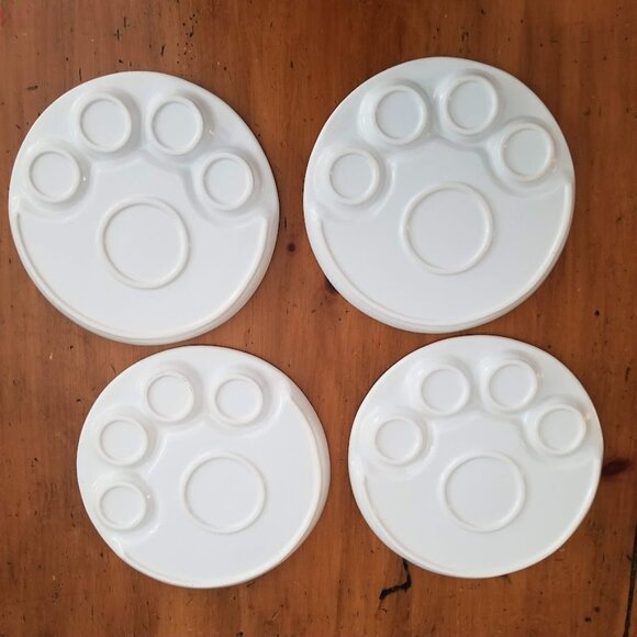 Set of 4 White Ceramic Sectional Plates, Contemporary, Modern - Picture 3 of 3